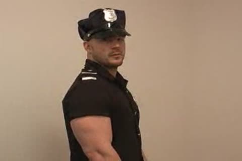 Free Gay Police Porno at IceGay.TV