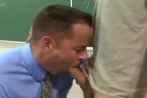 master Student Turn His Teacher Into Mo