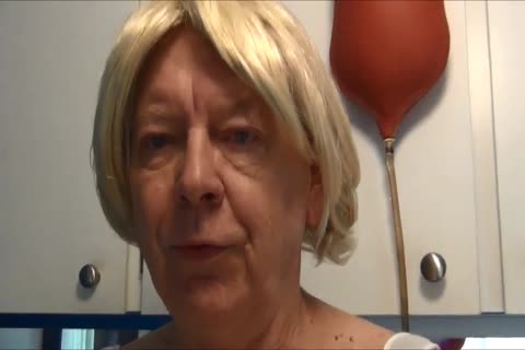 wicked Gigi Has Some Double sextoy joy