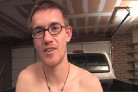 download Clip I discovered That that guy Has Jacked Off With His 10-Pounder