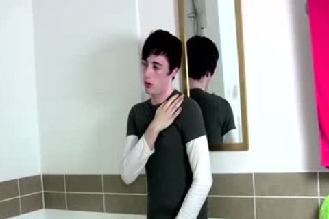 Emo dude Ashley Hawkes Jerks Off His penis In The bathroom