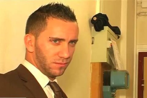 Full video: A blameless Vendor guy Serviced His large 10-Pounder By A guy!