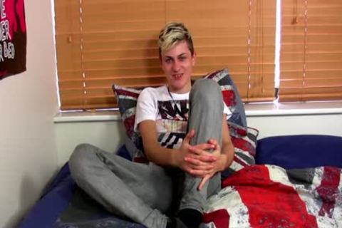 Skylar West Plays With His long pecker And hammers His butthole