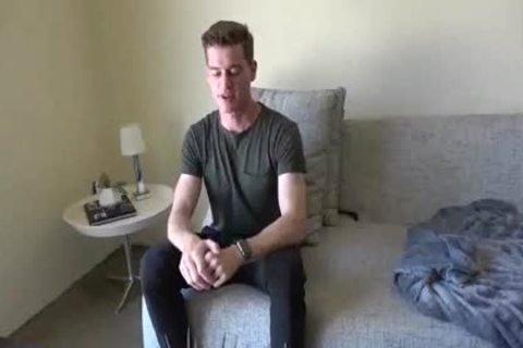 huge knob knob bonks 18 YO legal age teenager With large booty