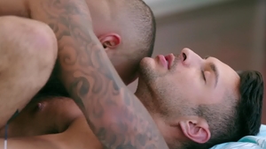 Noir Male: Big cock Remy Cruze rimjob