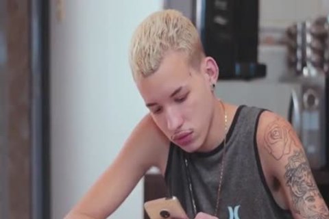 HB – Ralphy & Alisson - O Gesseiro Gostoso