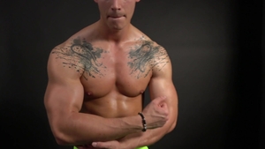 East Boys - Awesome goes for hard ramming