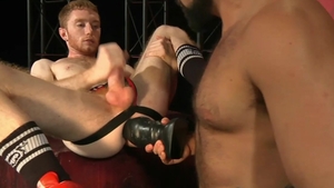 Club Inferno Dungeon - Latin fisting