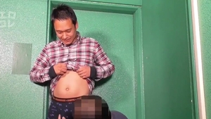 Guncle chap engulfing straight lad 's ramrod 00040