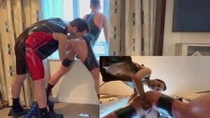 Brett Tyler & Caged vagina teen - Window Fisting