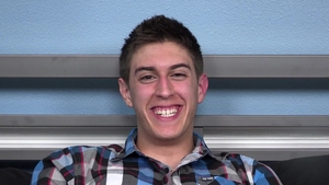 Solo: No More Solo: A Helping Hand Needed