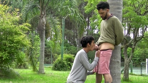 Latin Leche: Sandy Studs: Finding Love on the Beach