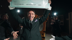 Men.com: Reese Rides His Way to Ecstatic Orgasm