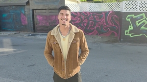 AmateurGayPOV: From Blank Profile to Hotness