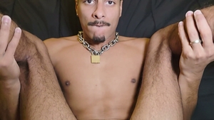 AmateurGayPOV: From Blank Profile to Hotness