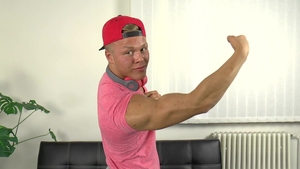 Flexing & Fapping on Web Cam